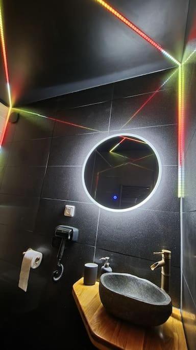 Royalspa Luxueux Appartement Avec Spa Strasbourg Eksteriør bilde